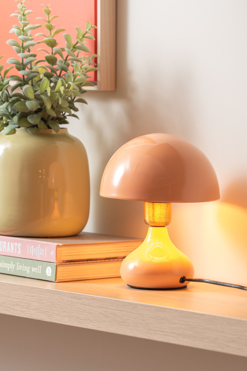 Leitmotiv Table lamp Binc enamel peach orange