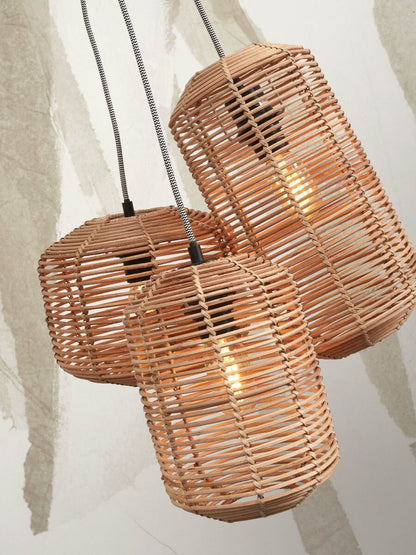 Good & Mojo Hængelampe Tanami rattan/3-skærme 18xh.25cm + 18xh.35cm + 25xh.20cm ass.. nat.