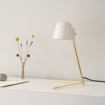 ikitree Creative Director desk lamp