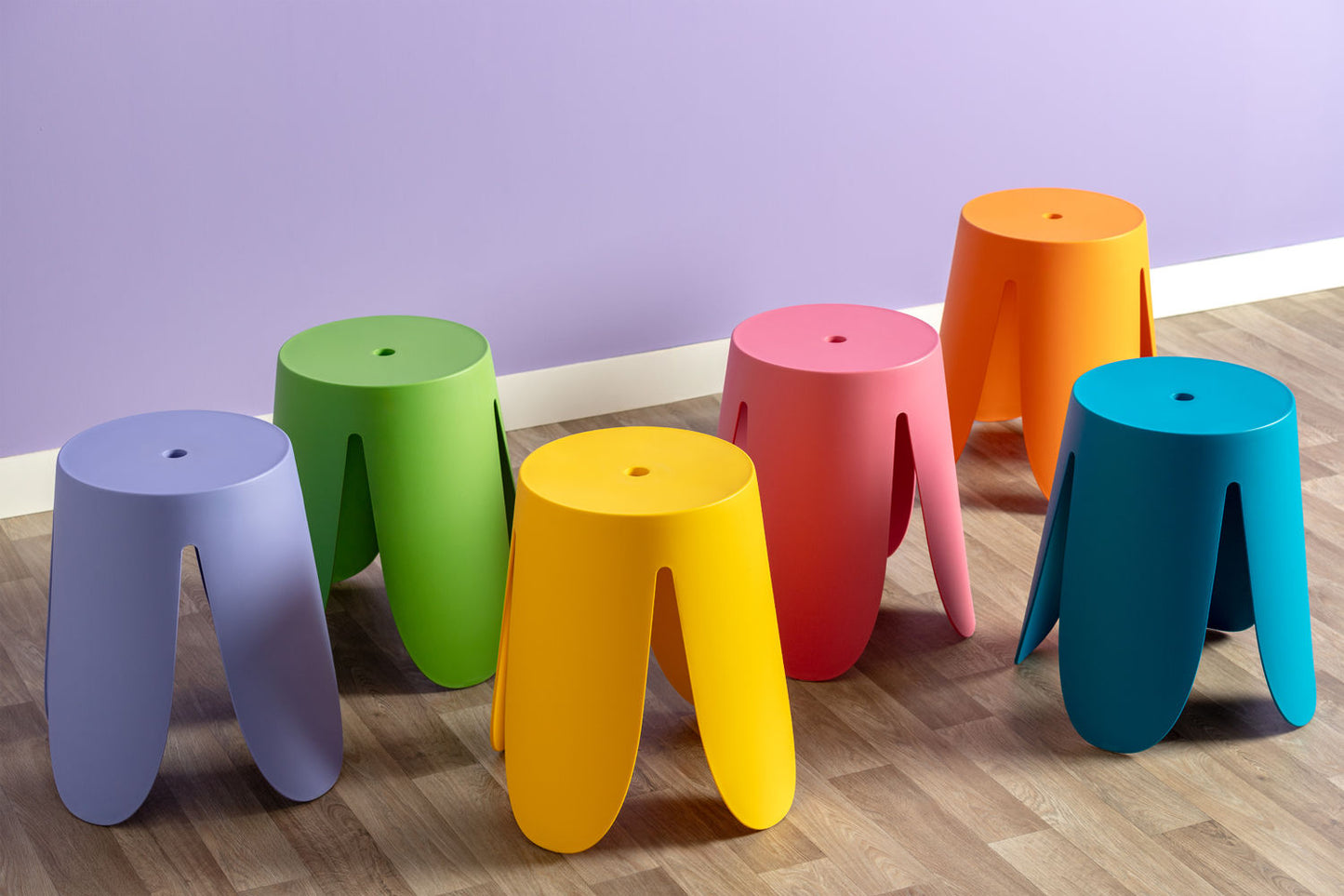 Leitmotiv Stool Ravish PP bright pink