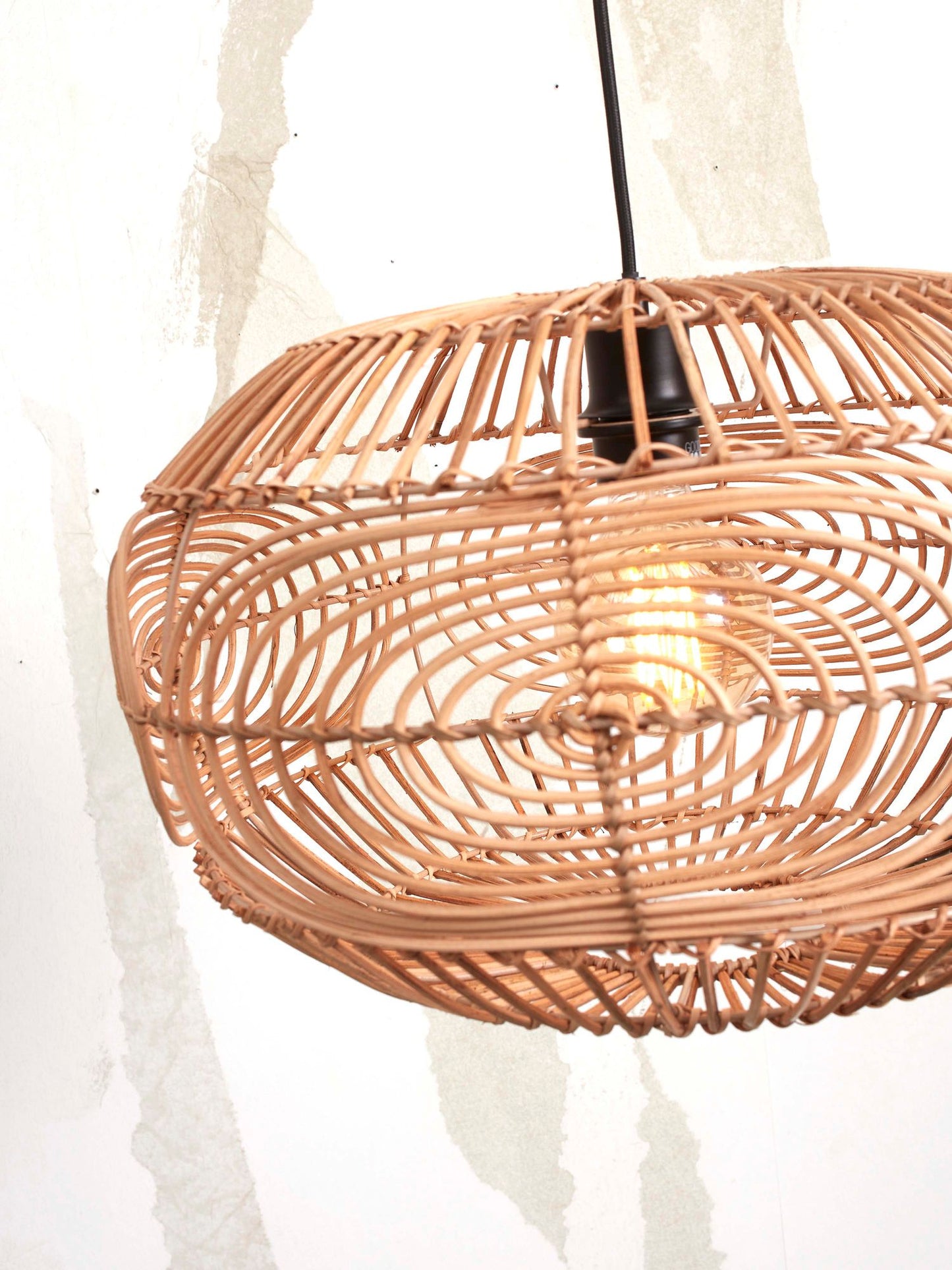 GOOD&MOJO Hanging lamp Madeira rattan, bl.