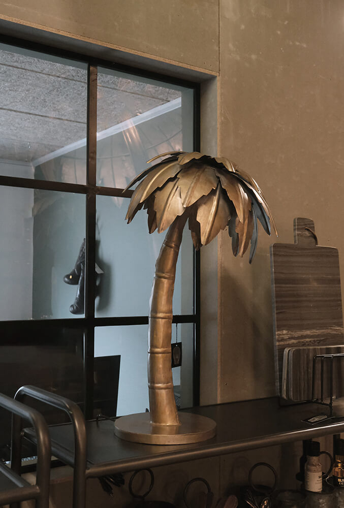 Trademark Living Palme bordlampe