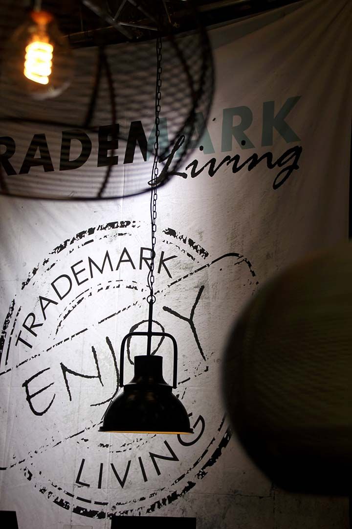 Trademark Living Liam pendel i fabriksstil