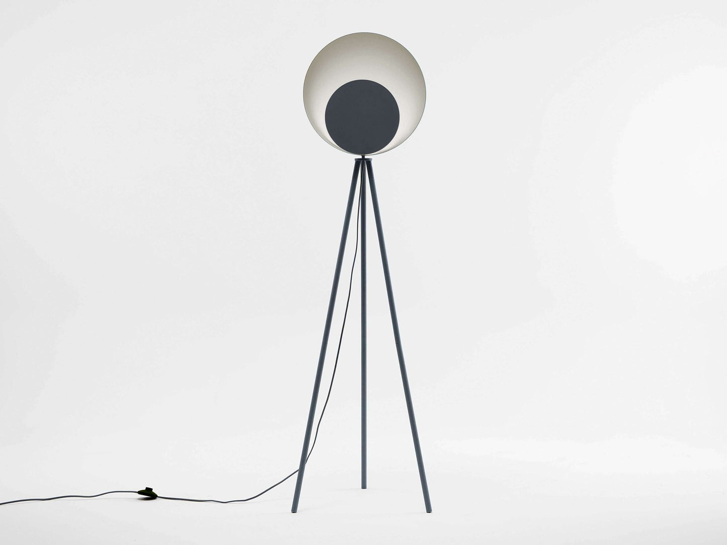 houseof.com Charcoal grey diffuser floor lamp EU